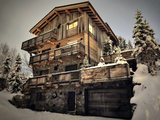 Chalet à vendre à Courchevel, 240 m²